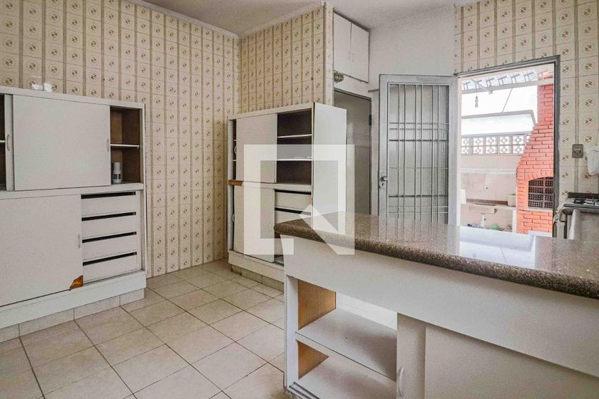 Casa, 3 quartos, 254 m² - Foto 35