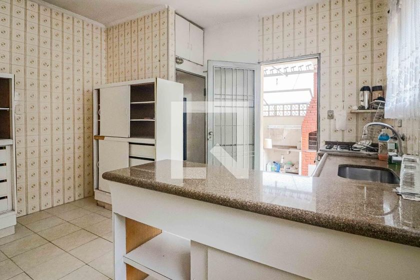 Casa, 3 quartos, 254 m² - Foto 31