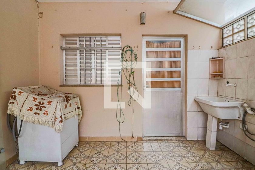 Casa, 3 quartos, 254 m² - Foto 37