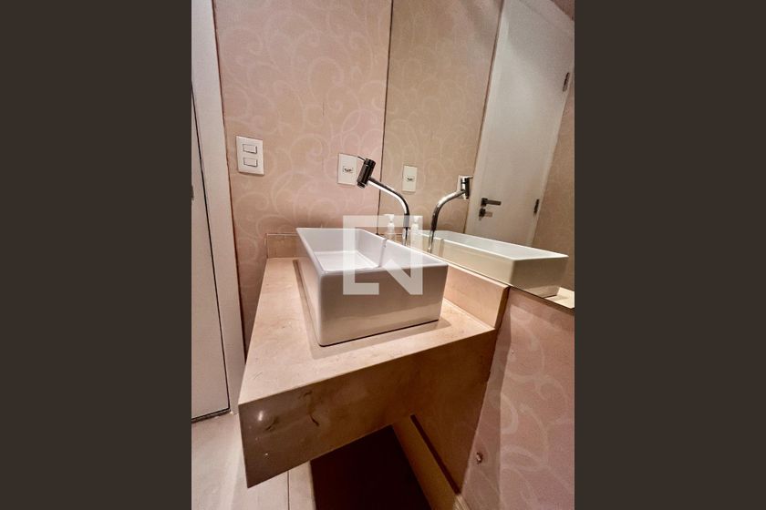 Apartamento à Venda - Cambuí, 3 Quartos,  186 m2 em , Campinas - sp | SoloBR