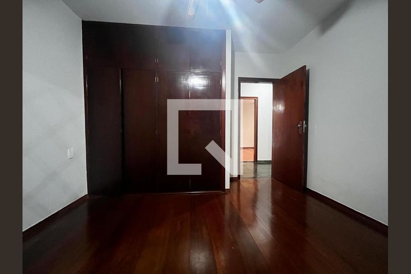 Casa à Venda - Jardim Santana, 3 Quartos,  355 m2 em , Campinas - sp | SoloBR