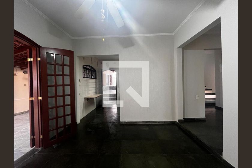 Casa à Venda - Jardim Santana, 3 Quartos,  355 m2 em , Campinas - sp | SoloBR