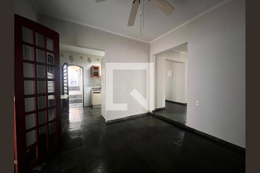 Casa à Venda - Jardim Santana, 3 Quartos,  355 m2 em , Campinas - sp | SoloBR