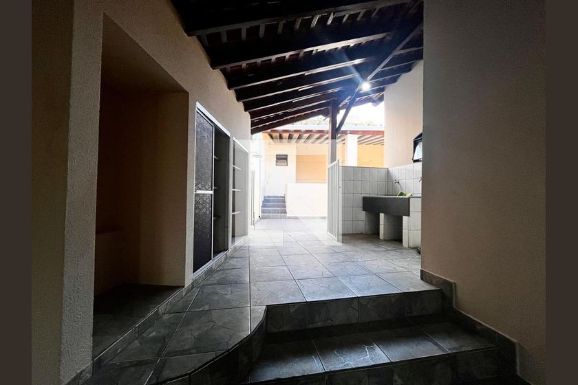 Casa à Venda - Jardim Santana, 3 Quartos,  355 m2 em , Campinas - sp | SoloBR