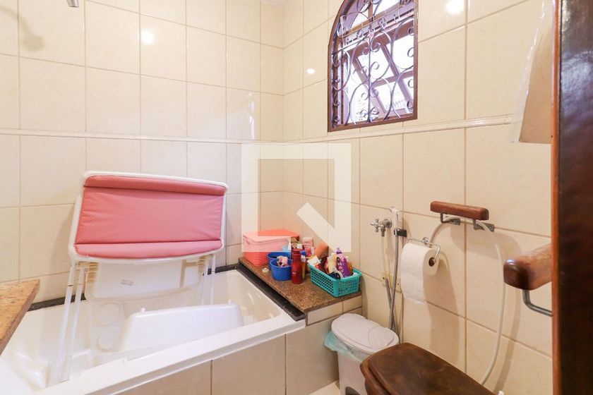 Casa, 5 quartos, 300 m² - Foto 33