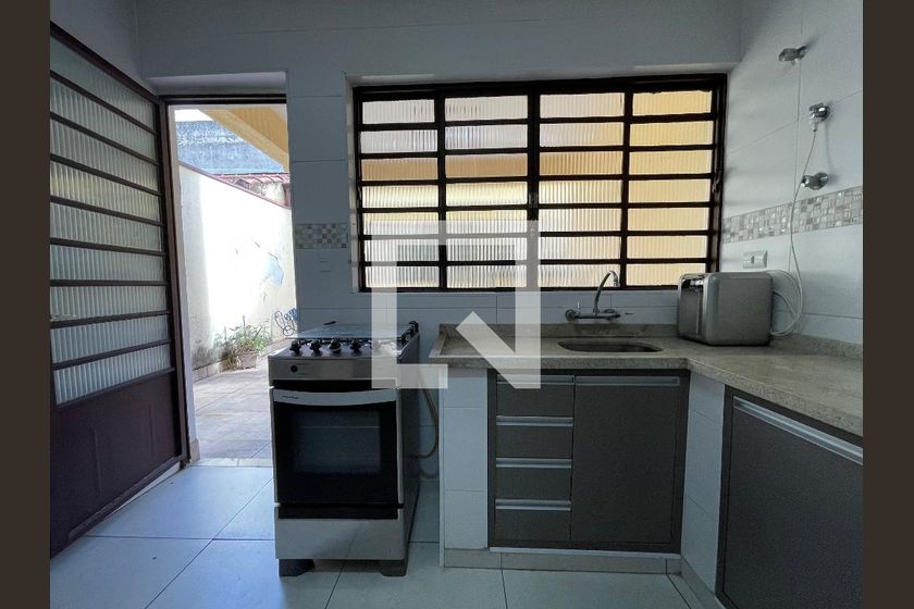 Casa, 3 quartos, 200 m² - Foto 47