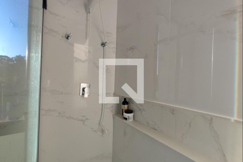 Casa à Venda - Swiss Park, 4 Quartos,  340 m2 em , Campinas - sp | SoloBR