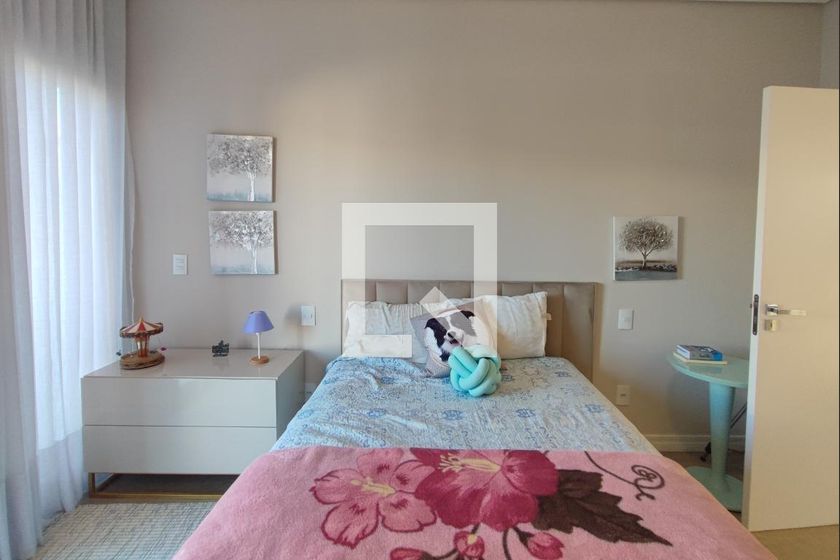 Casa à Venda - Swiss Park, 4 Quartos,  340 m2 em , Campinas - sp | SoloBR