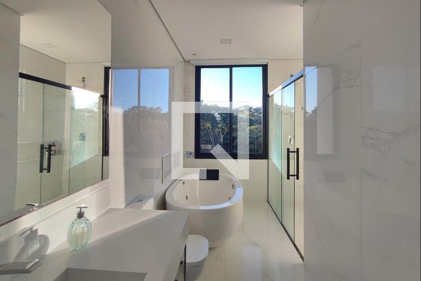 Casa à Venda - Swiss Park, 4 Quartos,  340 m2 em , Campinas - sp | SoloBR