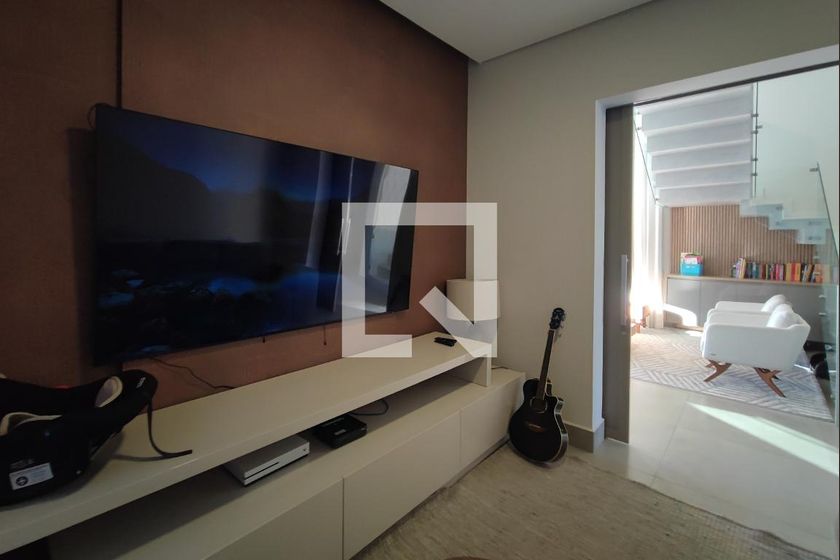 Casa à Venda - Swiss Park, 4 Quartos,  340 m2 em , Campinas - sp | SoloBR