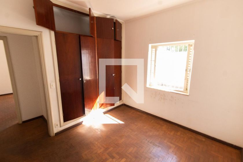 Casa à Venda - Barão Geraldo - Centro, 3 Quartos,  170 m2 em , Campinas - sp | SoloBR