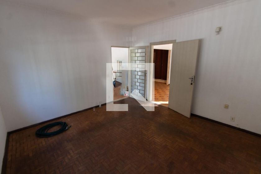 Casa à Venda - Barão Geraldo - Centro, 3 Quartos,  170 m2 em , Campinas - sp | SoloBR