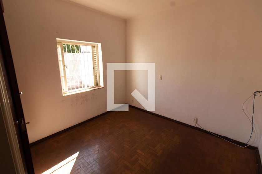 Casa à Venda - Barão Geraldo - Centro, 3 Quartos,  170 m2 em , Campinas - sp | SoloBR