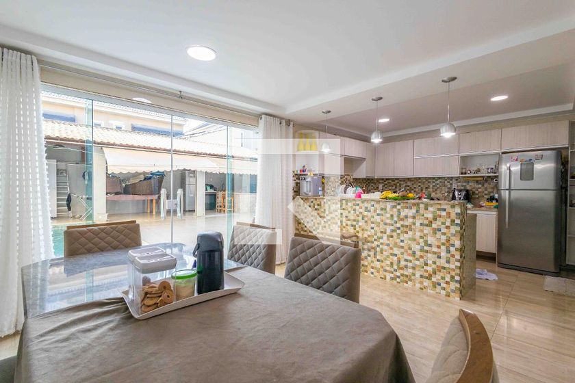 Casa, 4 quartos, 270 m² - Foto 81