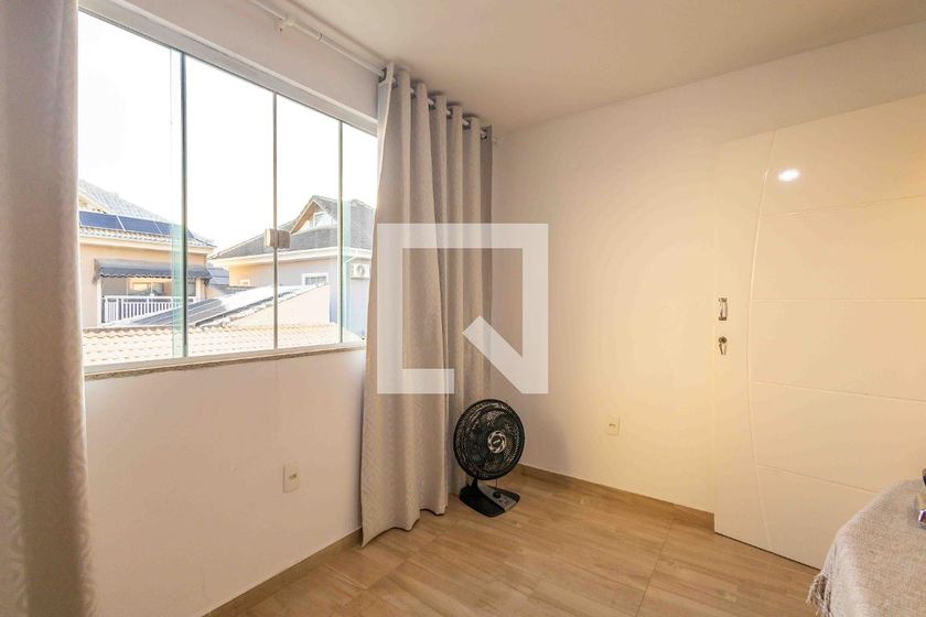 Casa, 4 quartos, 270 m² - Foto 43