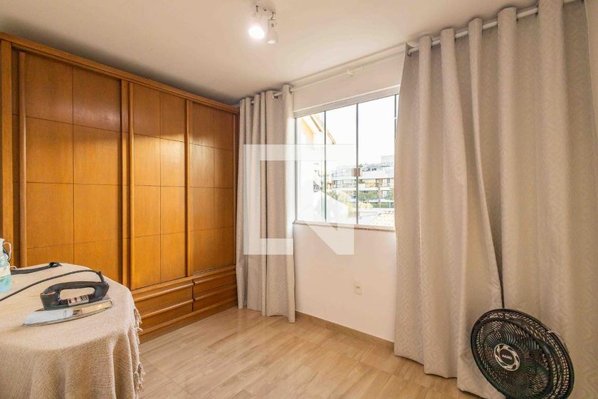 Casa, 4 quartos, 270 m² - Foto 37