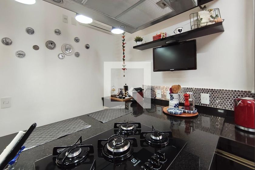 Casa à Venda - Swiss Park, 4 Quartos,  384 m2 em , Campinas - sp | SoloBR