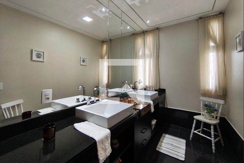 Casa à Venda - Swiss Park, 4 Quartos,  384 m2 em , Campinas - sp | SoloBR