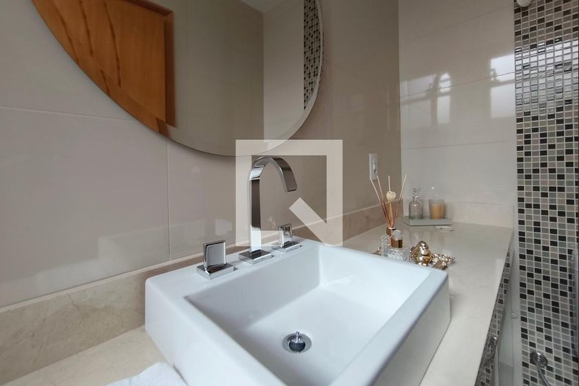 Casa à Venda - Swiss Park, 4 Quartos,  384 m2 em , Campinas - sp | SoloBR
