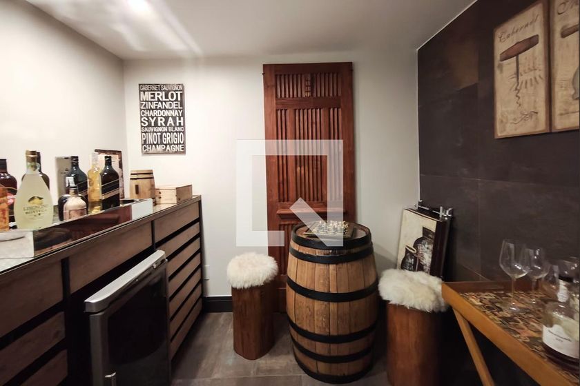 Casa à Venda - Swiss Park, 4 Quartos,  384 m2 em , Campinas - sp | SoloBR