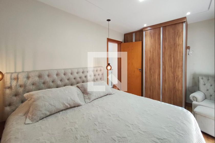 Casa à Venda - Swiss Park, 4 Quartos,  384 m2 em , Campinas - sp | SoloBR