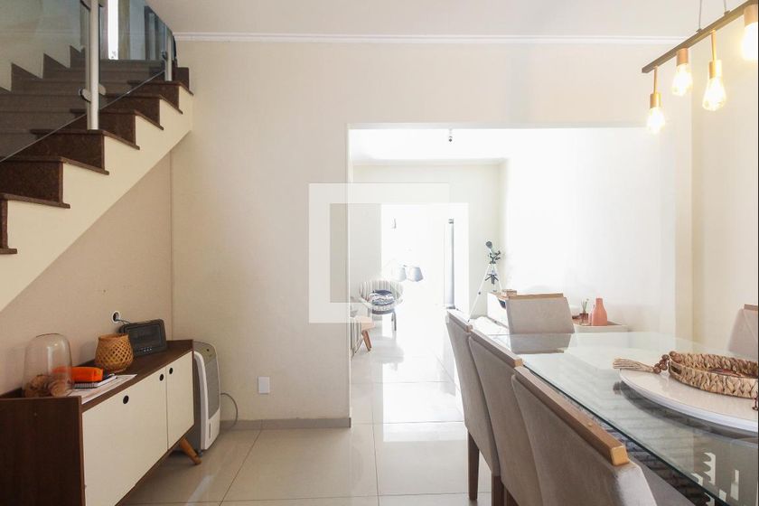 Casa, 3 quartos, 240 m² - Foto 13