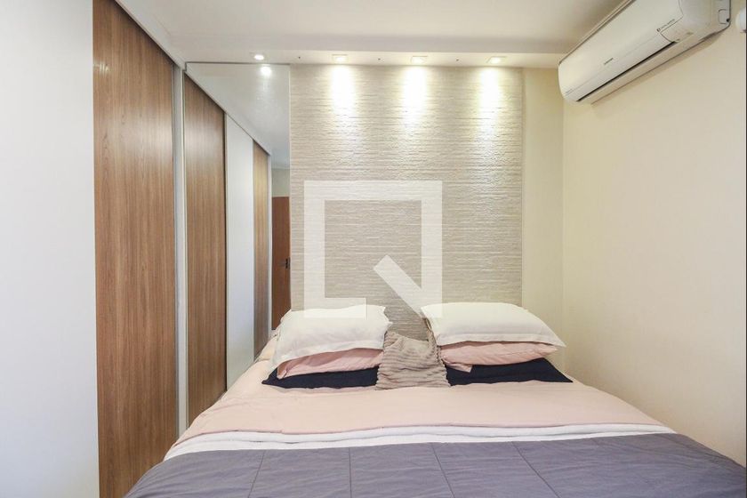 Casa, 3 quartos, 240 m² - Foto 35