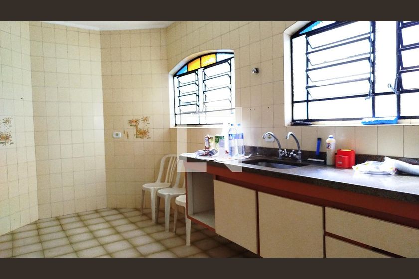 Casa, 3 quartos, 330 m² - Foto 95