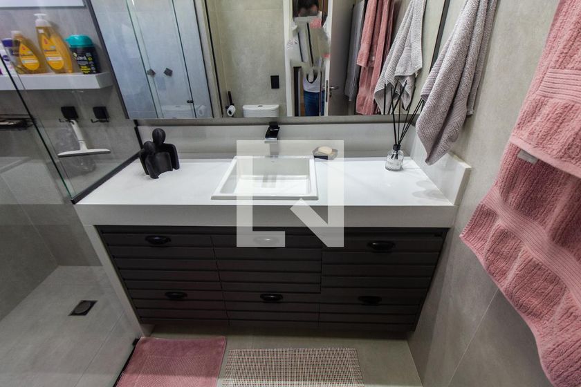 Apartamento à Venda - Lot. Alphaville Campinas, 4 Quartos,  137 m2 em , Campinas - sp | SoloBR