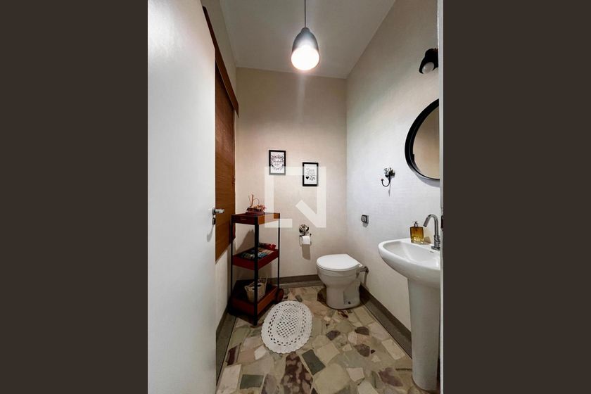 Casa à Venda - Taquaral, 4 Quartos,  247 m2 em , Campinas - sp | SoloBR