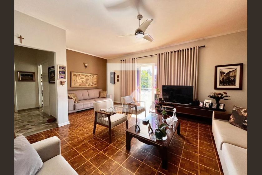 Casa à Venda - Taquaral, 4 Quartos,  247 m2 em , Campinas - sp | SoloBR
