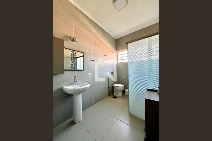 Casa à Venda - Taquaral, 4 Quartos,  247 m2 em , Campinas - sp | SoloBR