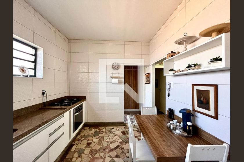Casa à Venda - Taquaral, 4 Quartos,  247 m2 em , Campinas - sp | SoloBR