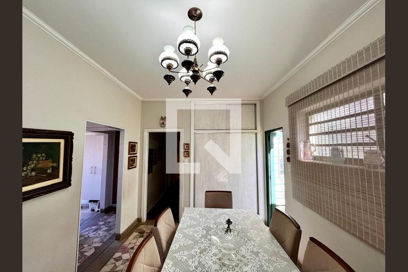 Casa à Venda - Taquaral, 4 Quartos,  247 m2 em , Campinas - sp | SoloBR