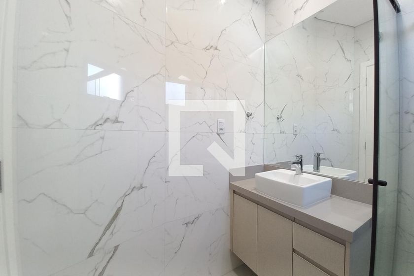 Casa à Venda - Swiss Park, 4 Quartos,  300 m2 em , Campinas - sp | SoloBR