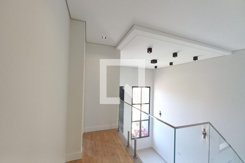 Casa à Venda - Swiss Park, 4 Quartos,  300 m2 em , Campinas - sp | SoloBR