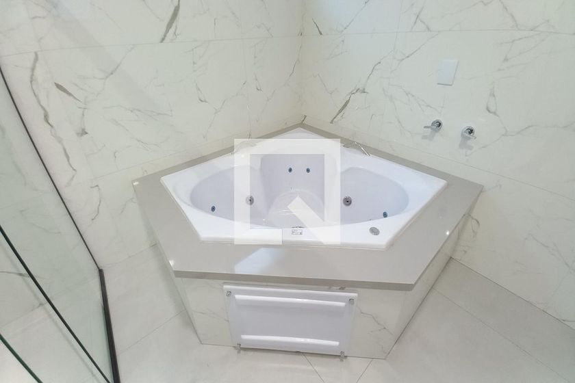 Casa à Venda - Swiss Park, 4 Quartos,  300 m2 em , Campinas - sp | SoloBR