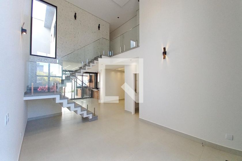 Casa à Venda - Swiss Park, 4 Quartos,  300 m2 em , Campinas - sp | SoloBR