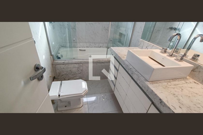 Apartamento, 3 quartos, 260 m² - Foto 89