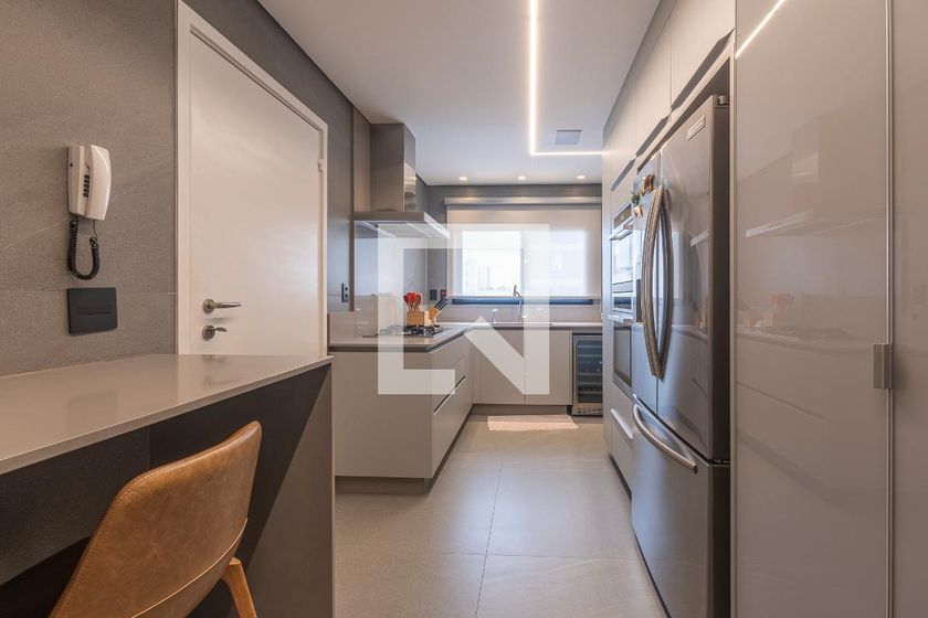 Apartamento à Venda - Cambuí, 3 Quartos,  130 m2 em , Campinas - sp | SoloBR