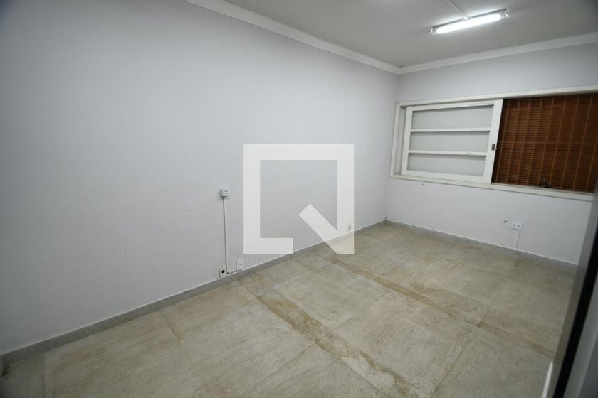 Casa à Venda - Guanabara, 3 Quartos,  241 m2 em , Campinas - sp | SoloBR