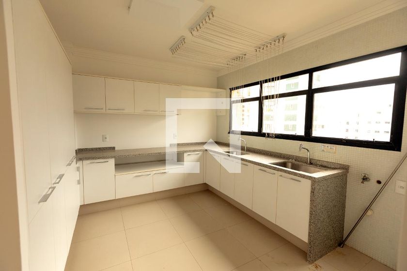 Apartamento à Venda - Cambuí, 5 Quartos,  330 m2 em , Campinas - sp | SoloBR