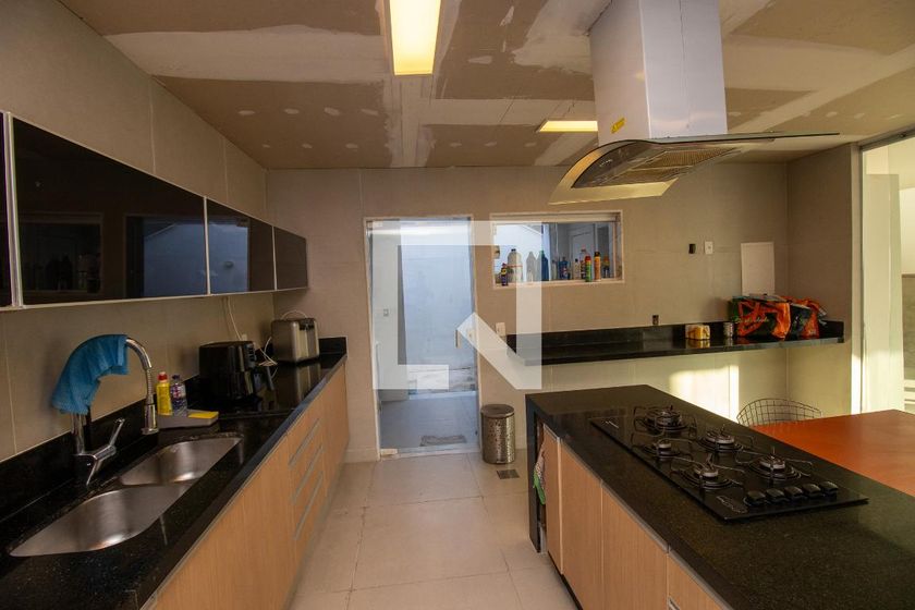 Casa, 3 quartos, 350 m² - Foto 42