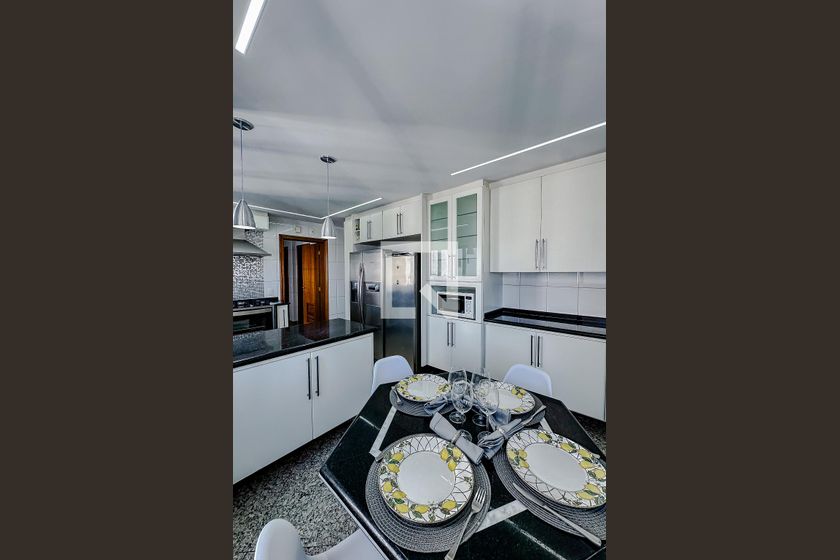 Apartamento, 3 quartos, 220 m² - Foto 115