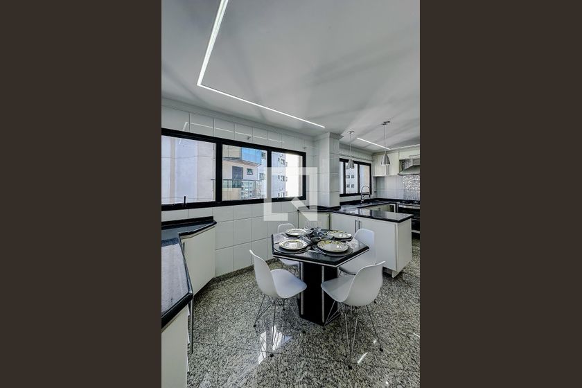 Apartamento, 3 quartos, 220 m² - Foto 113