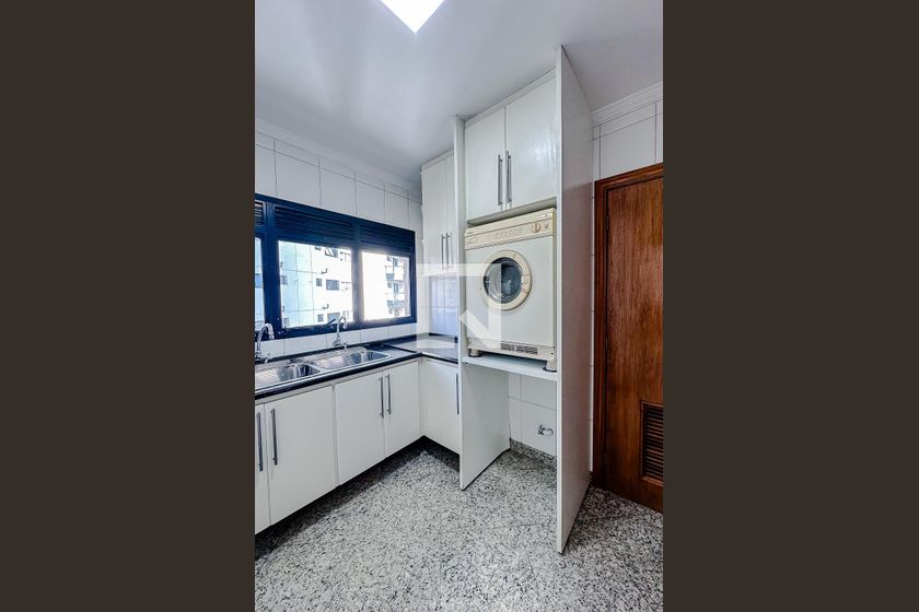Apartamento, 3 quartos, 220 m² - Foto 123