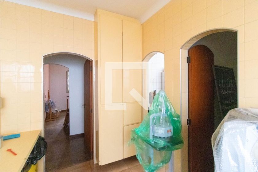 Casa à Venda - Nova Campinas, 3 Quartos,  695 m2 em , Campinas - sp | SoloBR