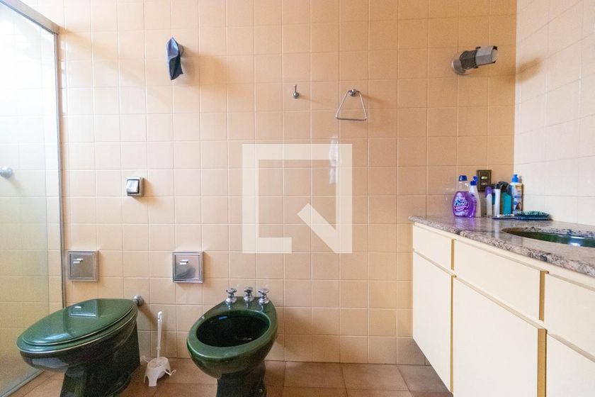 Casa à Venda - Nova Campinas, 3 Quartos,  695 m2 em , Campinas - sp | SoloBR