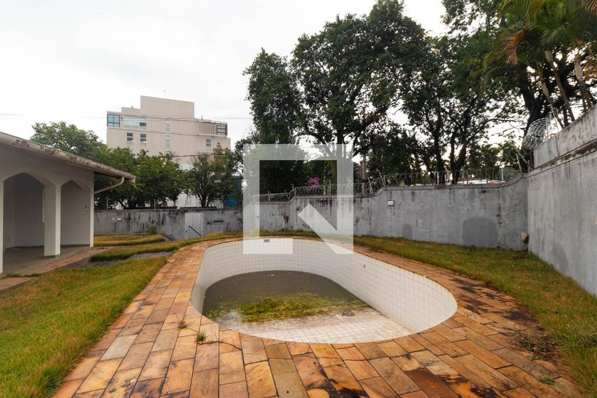 Casa à Venda - Nova Campinas, 3 Quartos,  695 m2 em , Campinas - sp | SoloBR