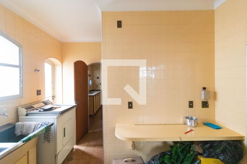Casa à Venda - Nova Campinas, 3 Quartos,  695 m2 em , Campinas - sp | SoloBR